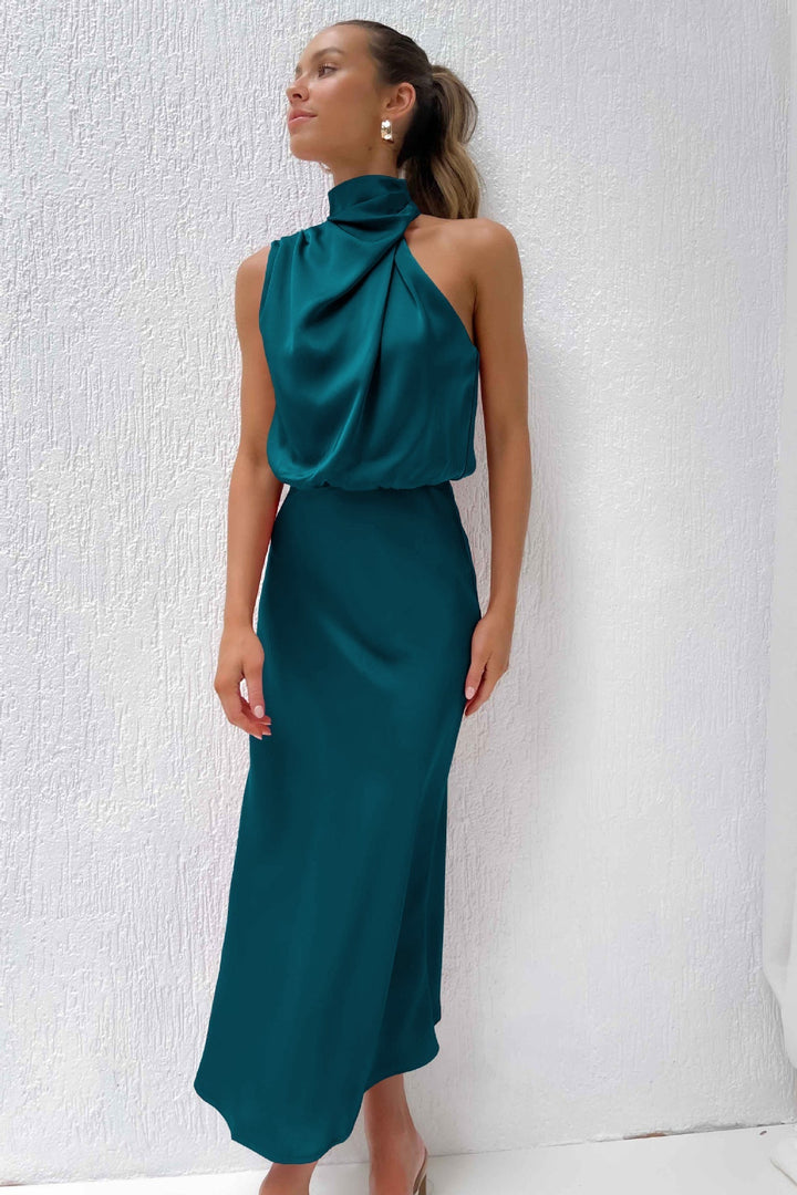 Carlina | Abito lungo in satin con scollo a halter