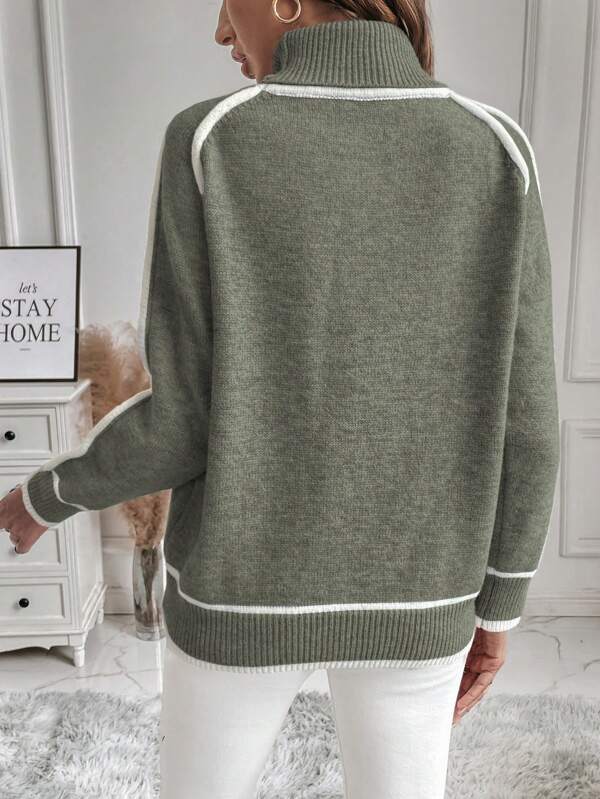 Mia | Maglione a collo alto a righe elegante