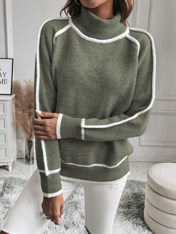 Mia | Maglione a collo alto a righe elegante