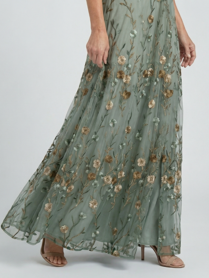 Beatrice | Abito lungo fluido floreale con scollo a halter