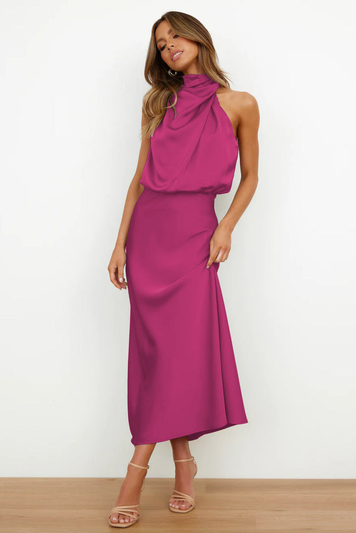 Carlina | Abito lungo in satin con scollo a halter