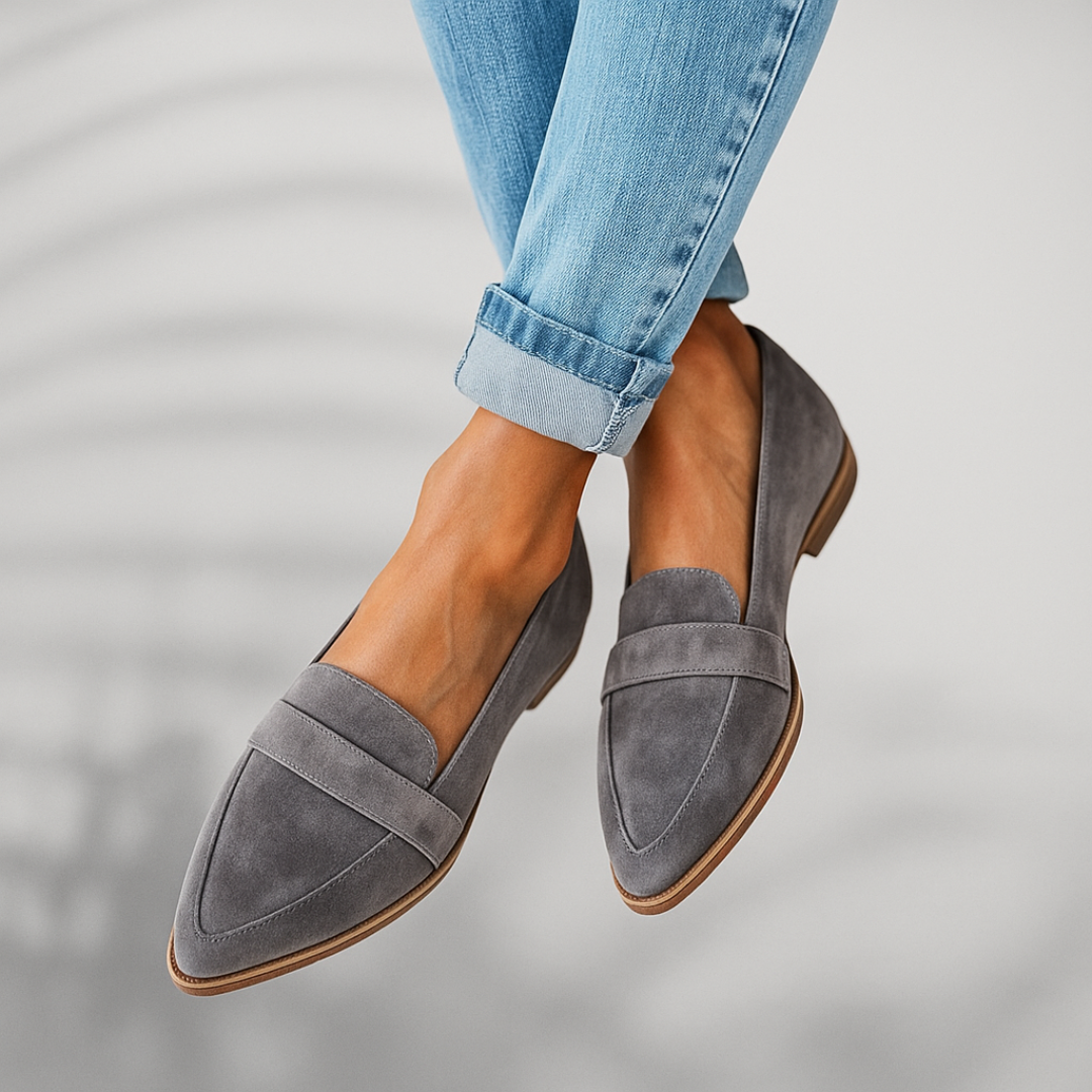 Idalia | Loafers in camoscio con punta affusolata