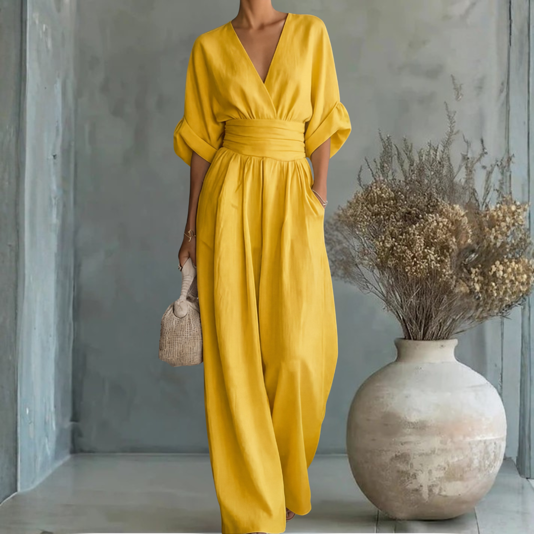 Daniela | Tuta elegante con scollo a V e gamba ampia