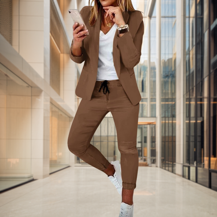 Alyce | Completo di blazer elegante