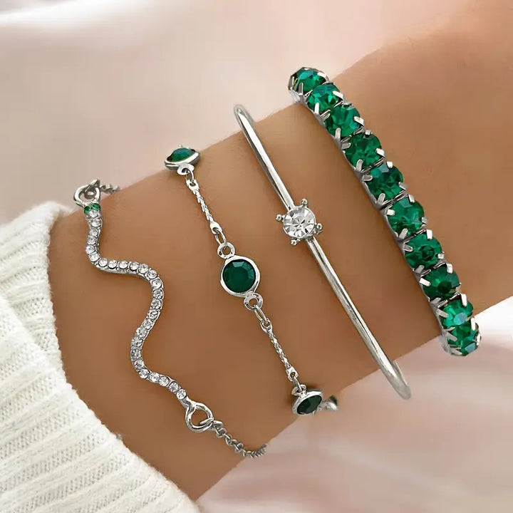 Set di bracciali con pietre preziose verdi