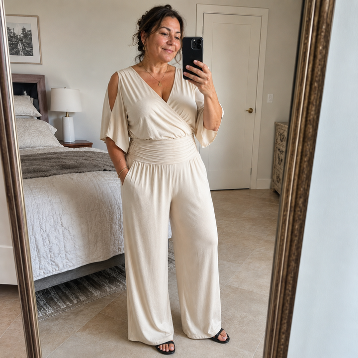 Alia | Combinazione elegante con effetto portafoglio e gambe larghe