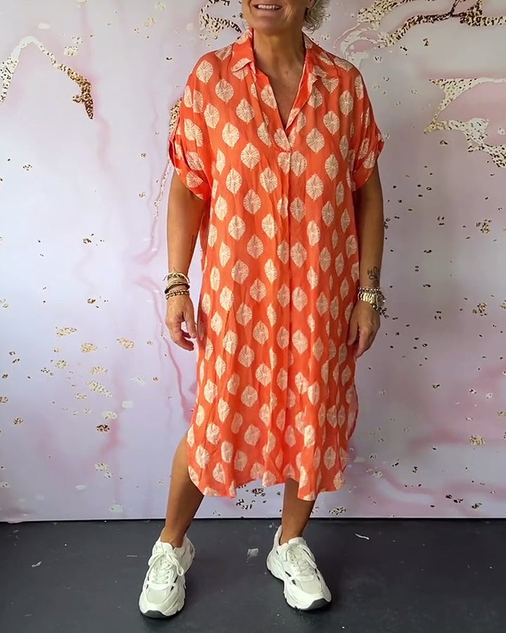 Liora | Vestito ampio con collo a revers e maniche corte
