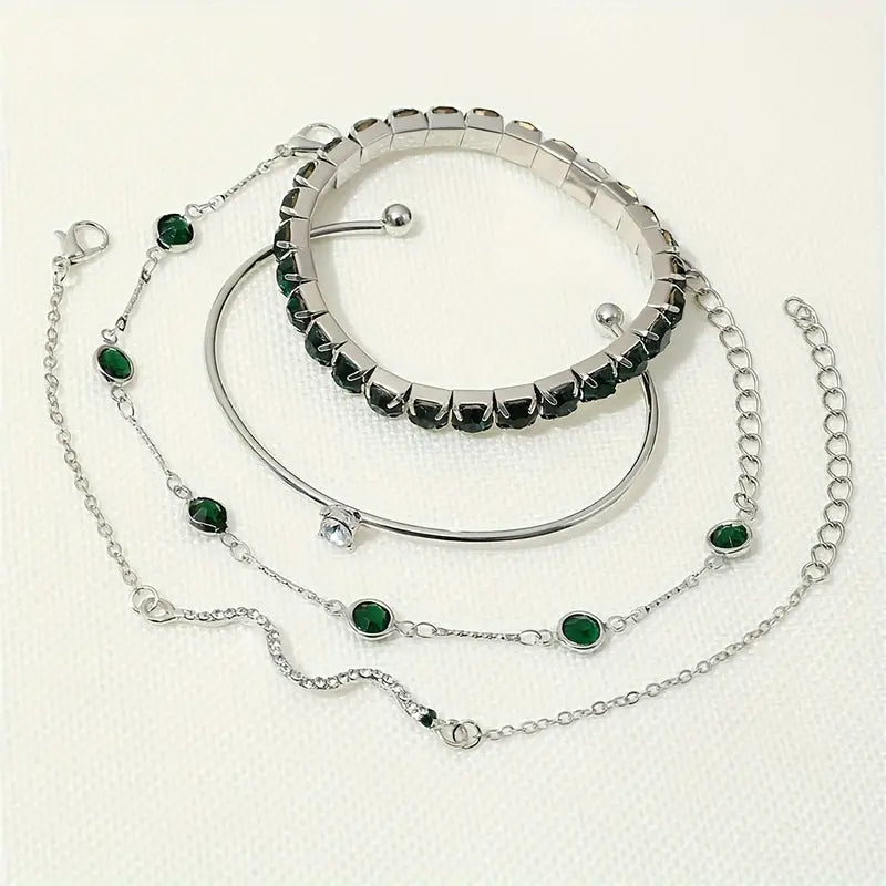 Set di bracciali con pietre preziose verdi
