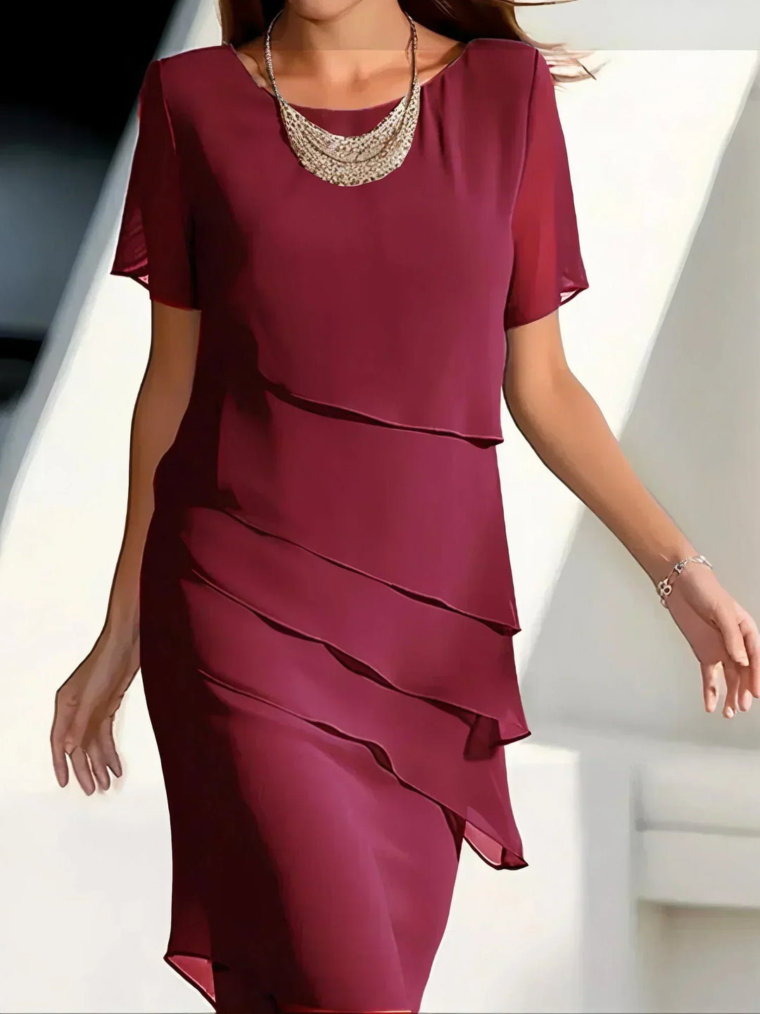 Eva | Vestito elegante con elementi fluttuanti