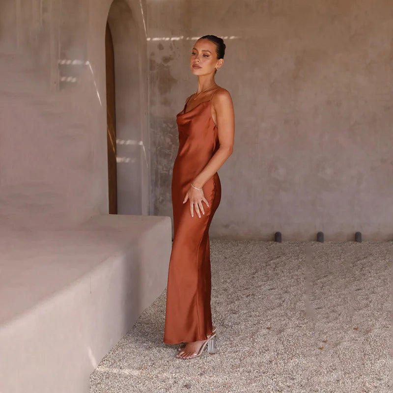 Daira | Abito lungo in satin