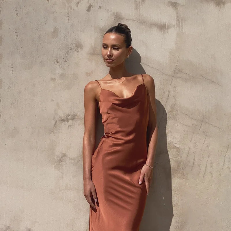 Daira | Abito lungo in satin
