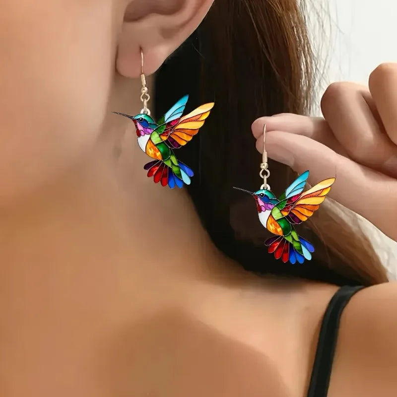 Eli | Orecchini pendenti in stile colibrì