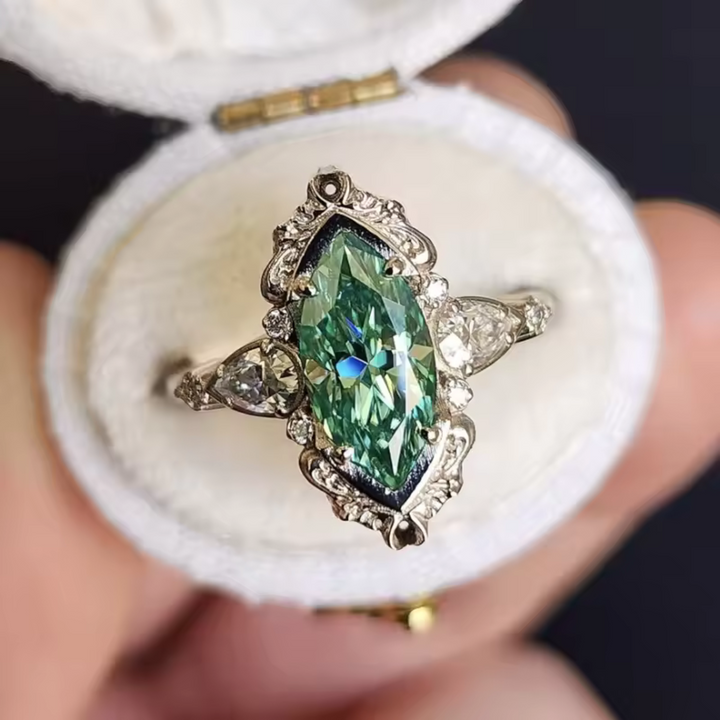Anello di Vaelira Thornewyn