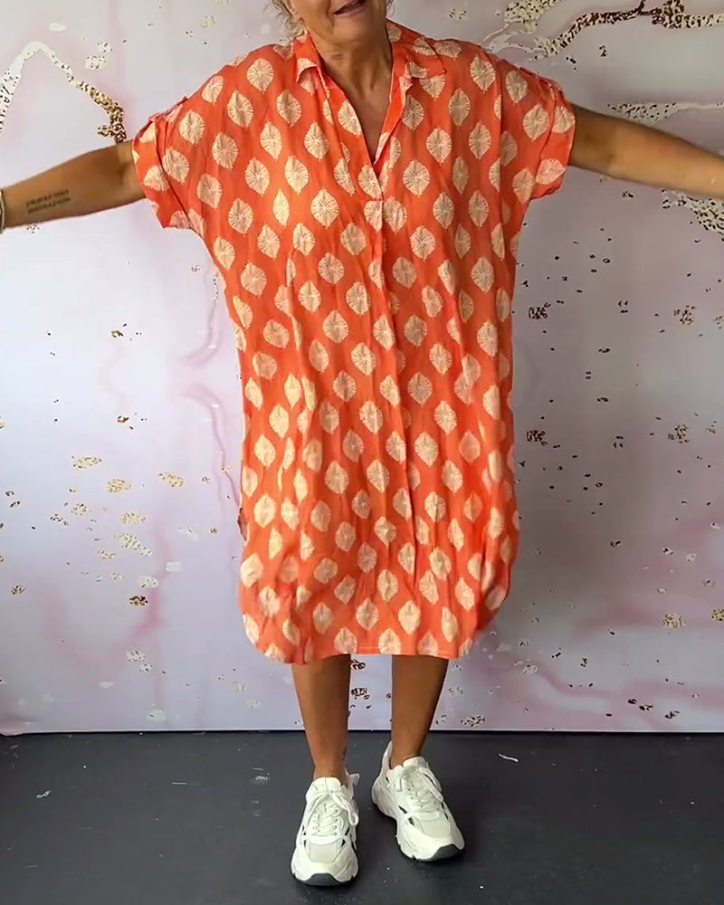 Liora | Vestito ampio con collo a revers e maniche corte